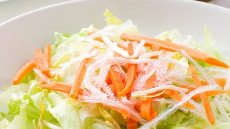 Рецепты простых салатов из моркови и сыра с чесноком